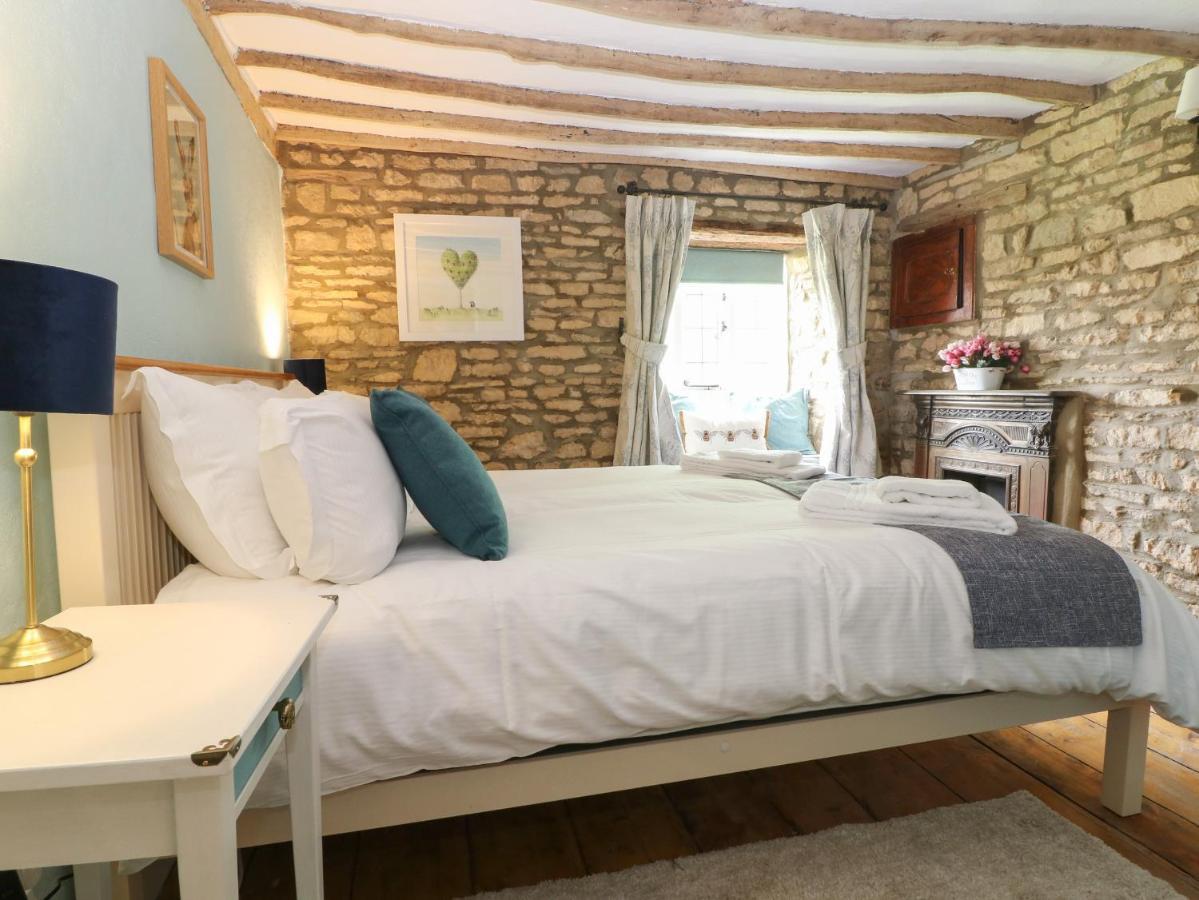 Tuesday Cottage Bourton-on-the-Water Exterior foto