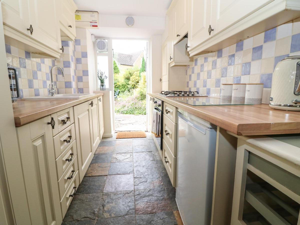 Tuesday Cottage Bourton-on-the-Water Exterior foto
