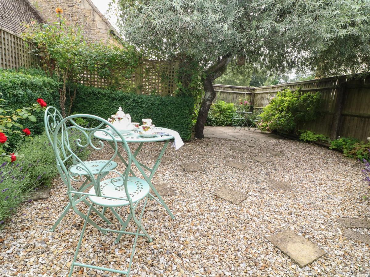 Tuesday Cottage Bourton-on-the-Water Exterior foto