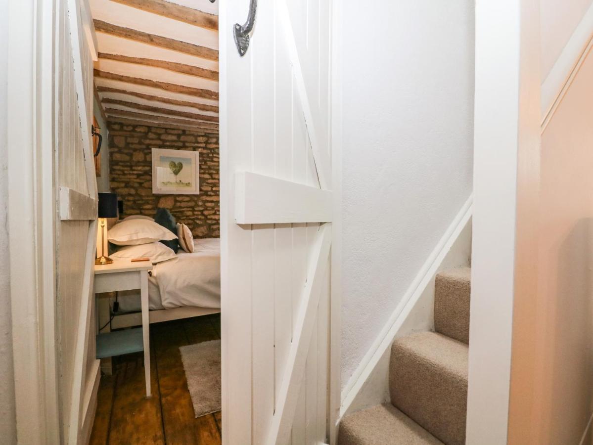 Tuesday Cottage Bourton-on-the-Water Exterior foto